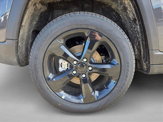 New 2026 Jeep Grand Cherokee Limited image 10