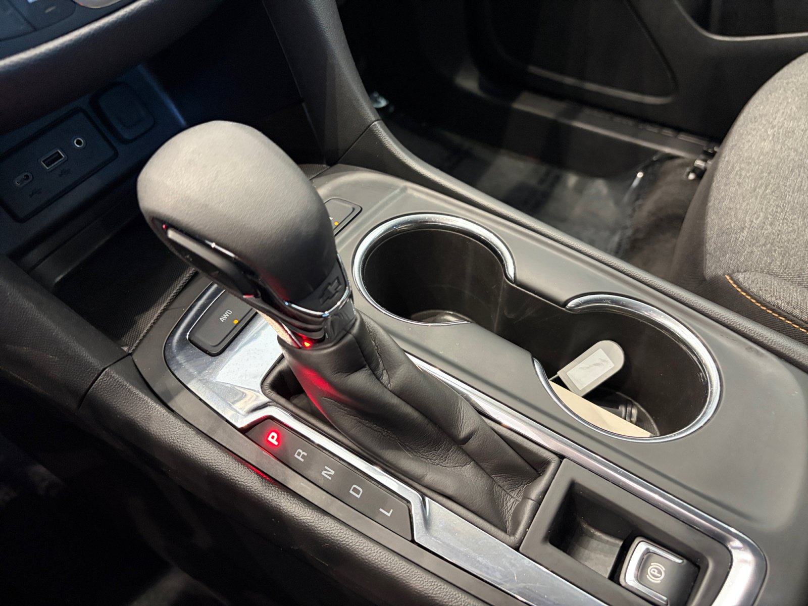 Used 2022 Chevrolet Equinox LT AWD/4WD image 25