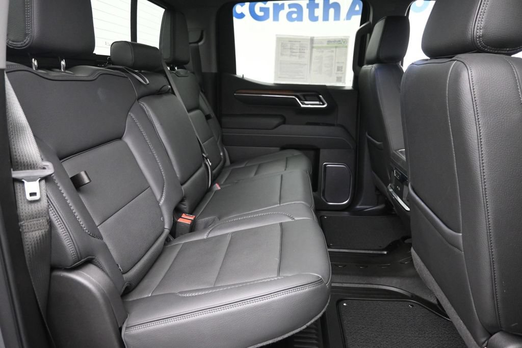 Used 2025 GMC Sierra 1500 Denali w/ Technology Package AWD/4WD image 10