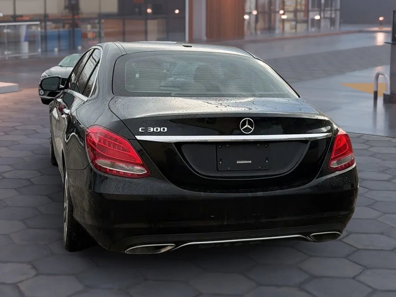 Used 2018 Mercedes-Benz C 300 Sedan w/ Premium Package image 8