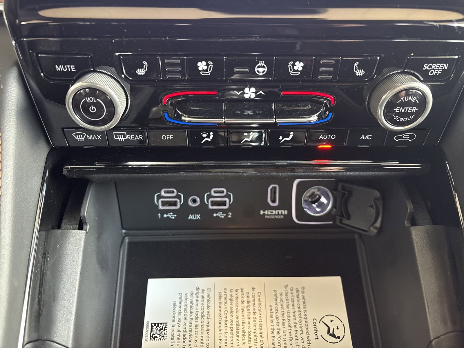 New 2025 Jeep Grand Cherokee Summit image 20