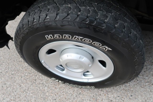 Used 2015 Ford F250 XL w/ Camper Package RWD image 14