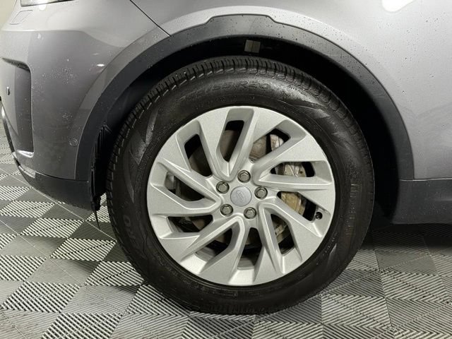 Used 2025 Land Rover Discovery S AWD/4WD image 13
