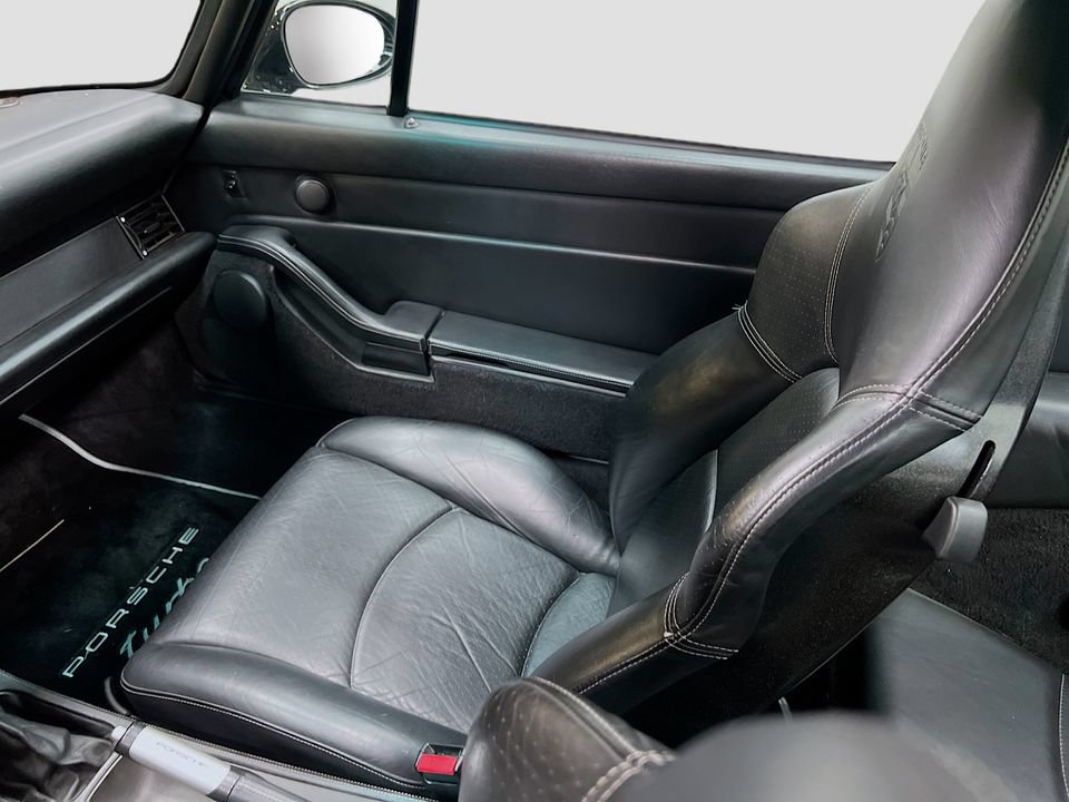 Used 1997 Porsche 911 Turbo AWD/4WD image 22