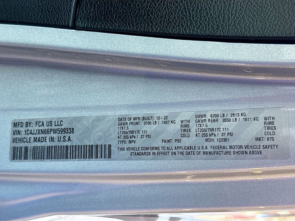 Used 2023 Jeep Wrangler Unlimited w/ Cold Weather Group image 35