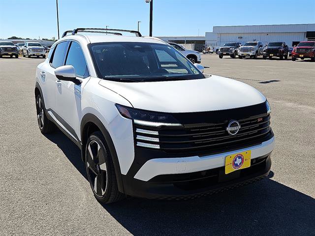 Used 2025 Nissan Kicks SR image 7