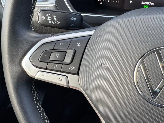 Certified 2022 Volkswagen Tiguan SE w/ Panoramic Sunroof Package image 40