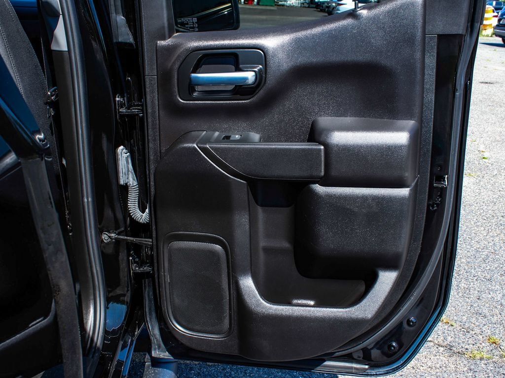 Used 2023 Chevrolet Silverado 1500 Custom w/ LPO, Dark Essentials Package AWD/4WD image 12