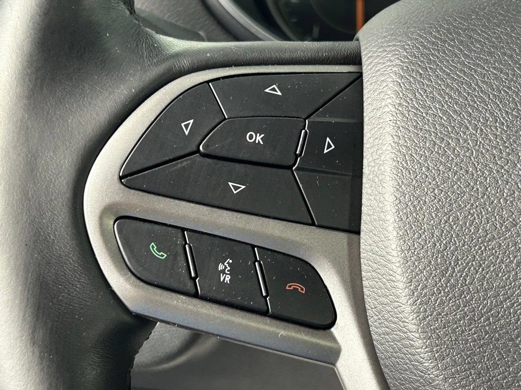 Used 2019 Jeep Cherokee Limited AWD/4WD image 26