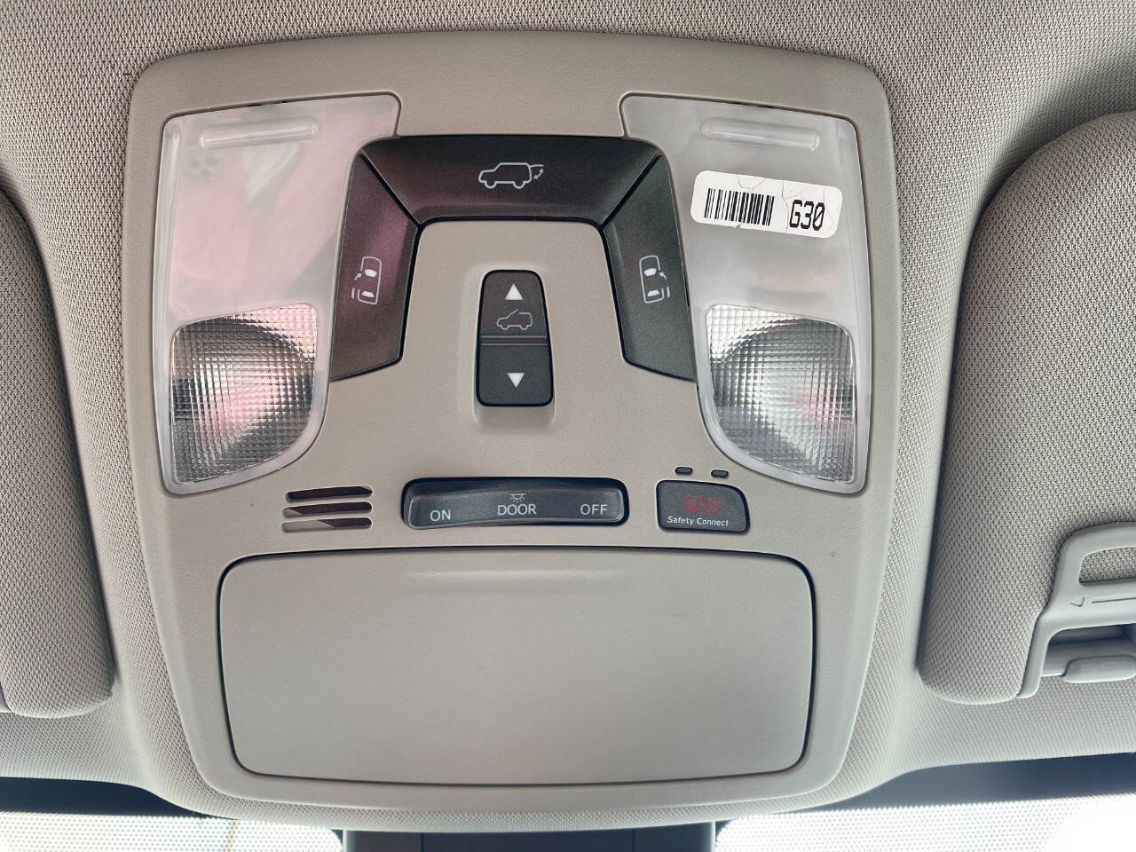 Used 2020 Toyota Sienna XLE FWD image 18