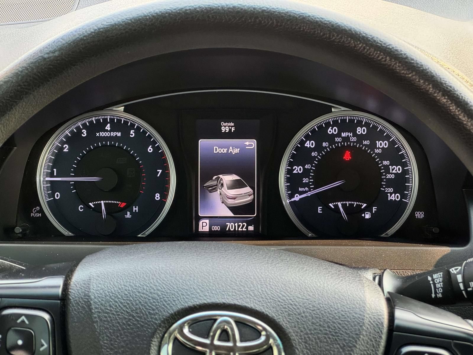 Used 2017 Toyota Camry LE FWD image 16