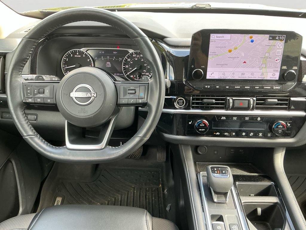Used 2023 Nissan Pathfinder SL AWD/4WD image 16