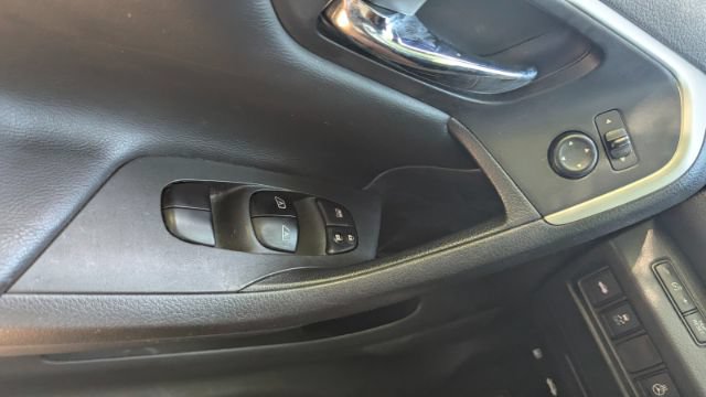 Used 2017 Nissan Altima 2.5 SV w/ Convenience Package FWD image 33