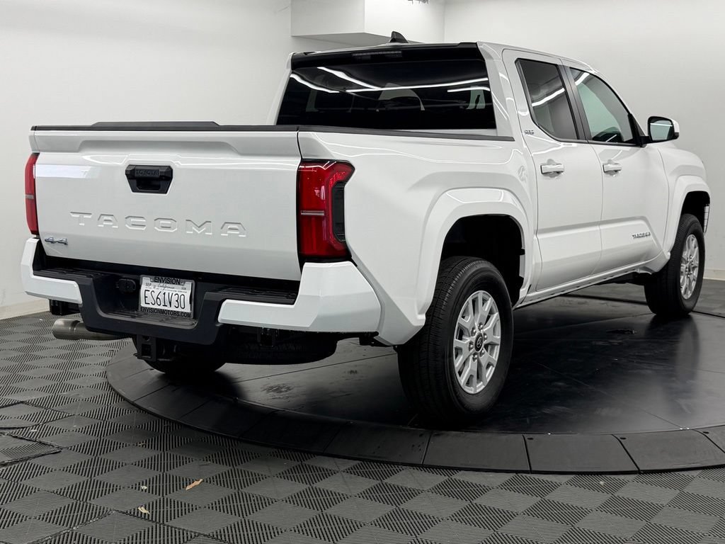 Used 2026 Toyota Tacoma SR5 AWD/4WD image 10
