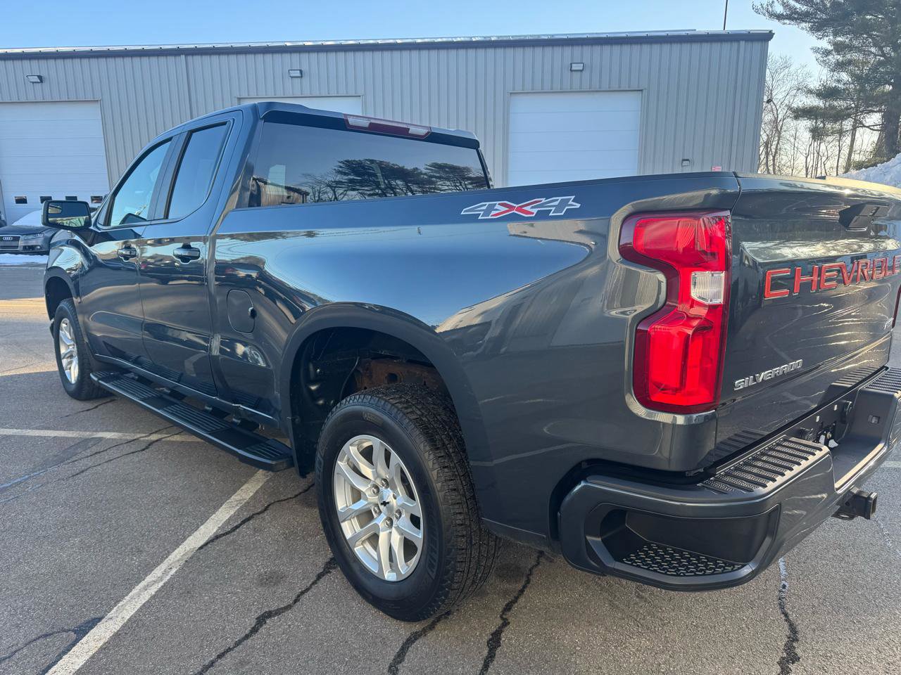 Used 2021 Chevrolet Silverado 1500 RST image 6