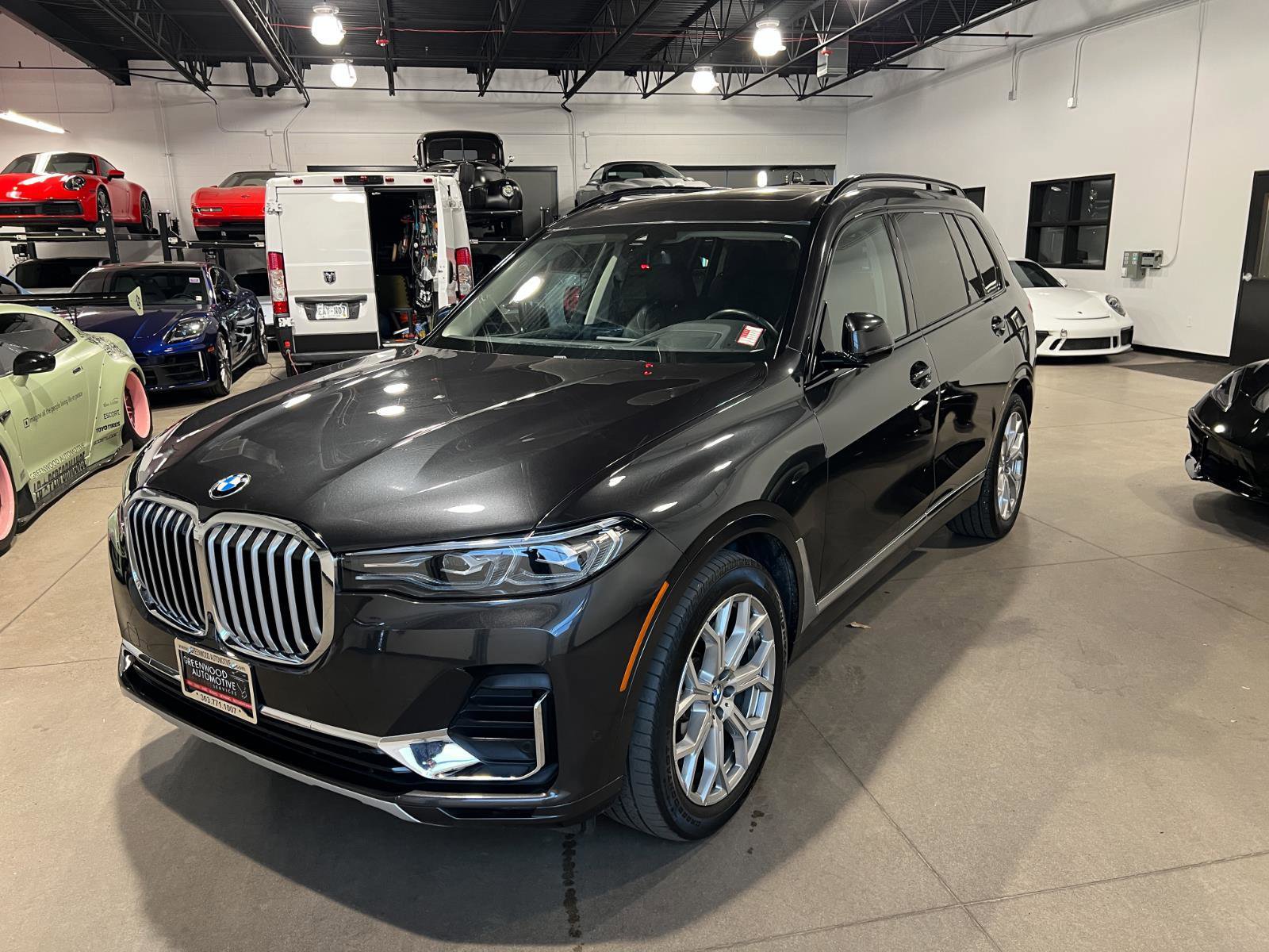 Used 2022 BMW X7 xDrive40i w/ Premium Package image 7