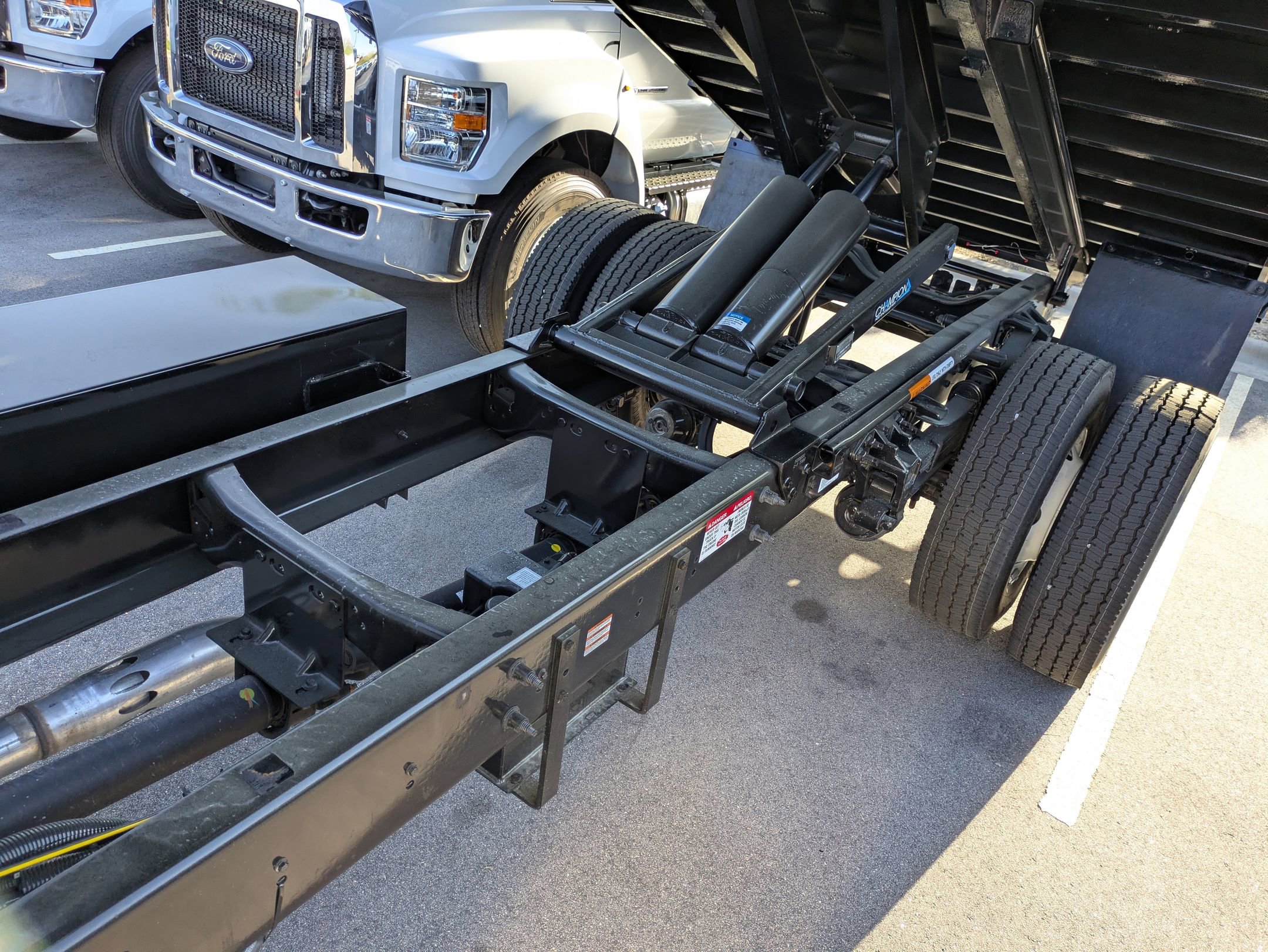 New 2027 Ford F750 2WD Regular Cab Super Duty image 27