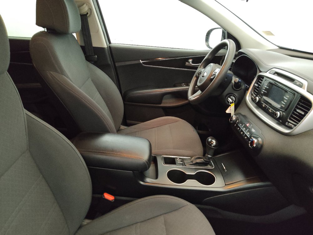 Used 2017 Kia Sorento AWD image 21