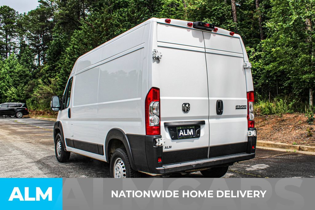 Used 2025 RAM ProMaster 2500 w/ Convenience Group FWD image 4