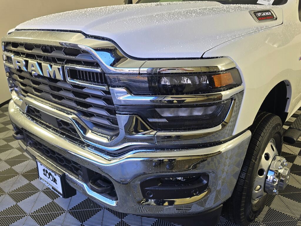 New 2026 RAM 3500 Tradesman image 10