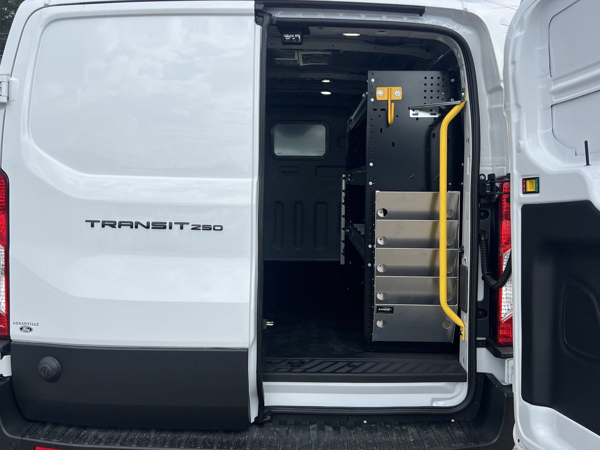 New 2026 Ford Transit 250 Low Roof w/ Electrician Trade Package RWD image 18