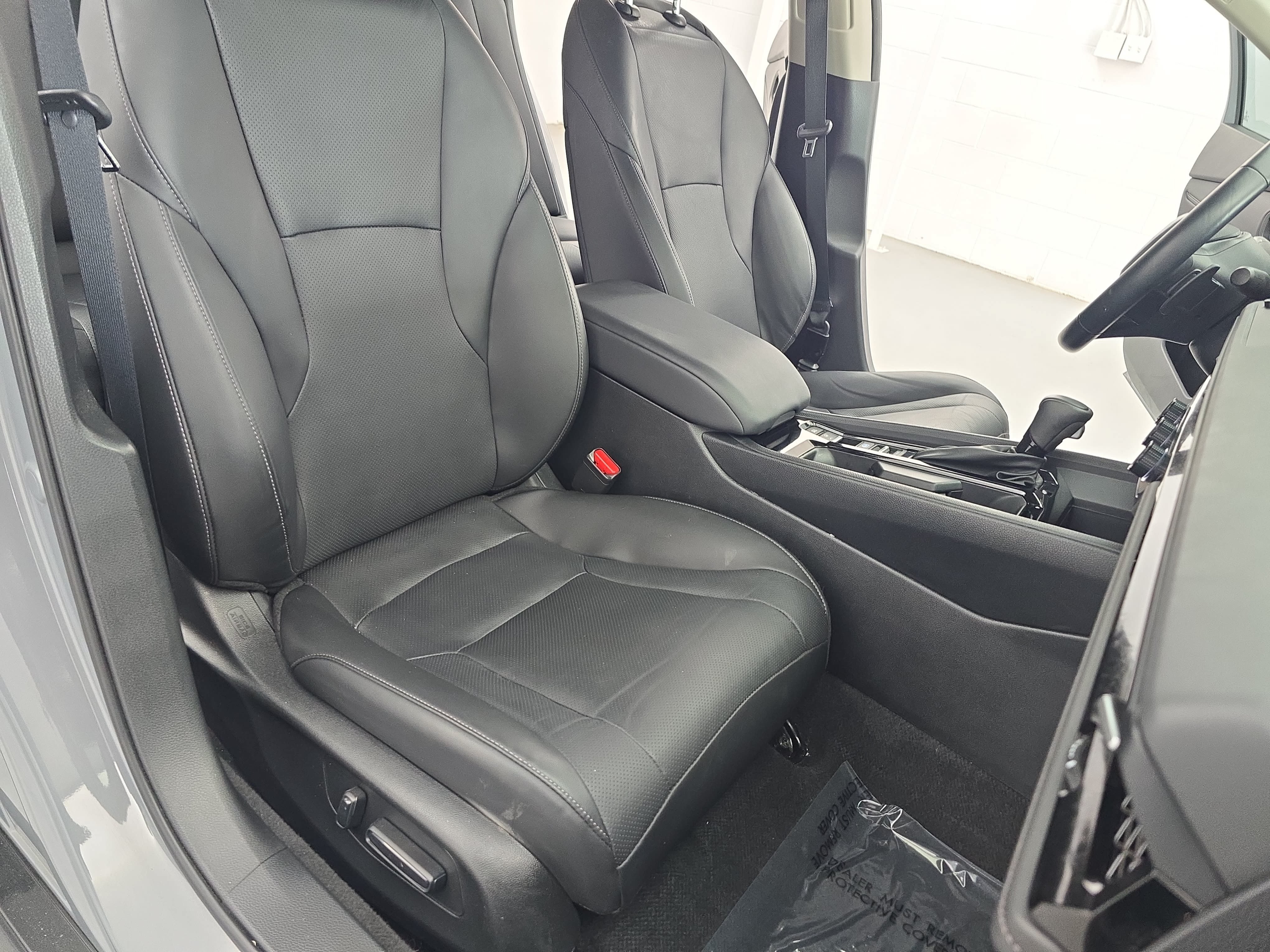Used 2024 Honda Accord EX-L image 10