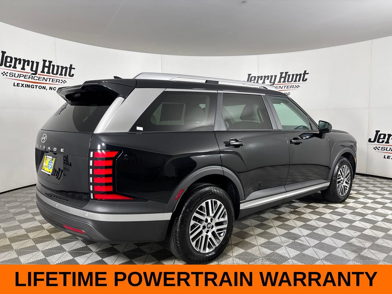 Used 2026 Hyundai Palisade SEL FWD image 6