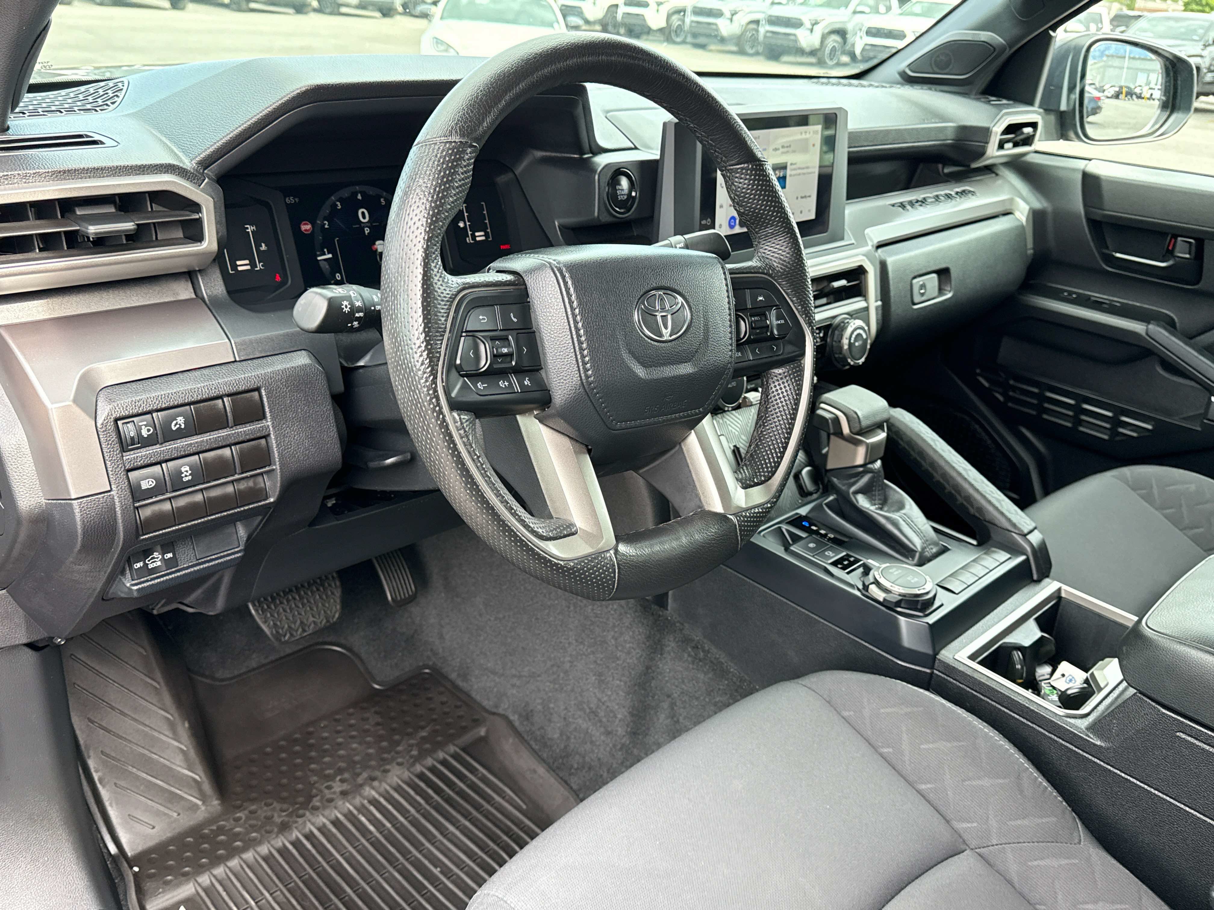Used 2024 Toyota Tacoma SR5 AWD/4WD image 11