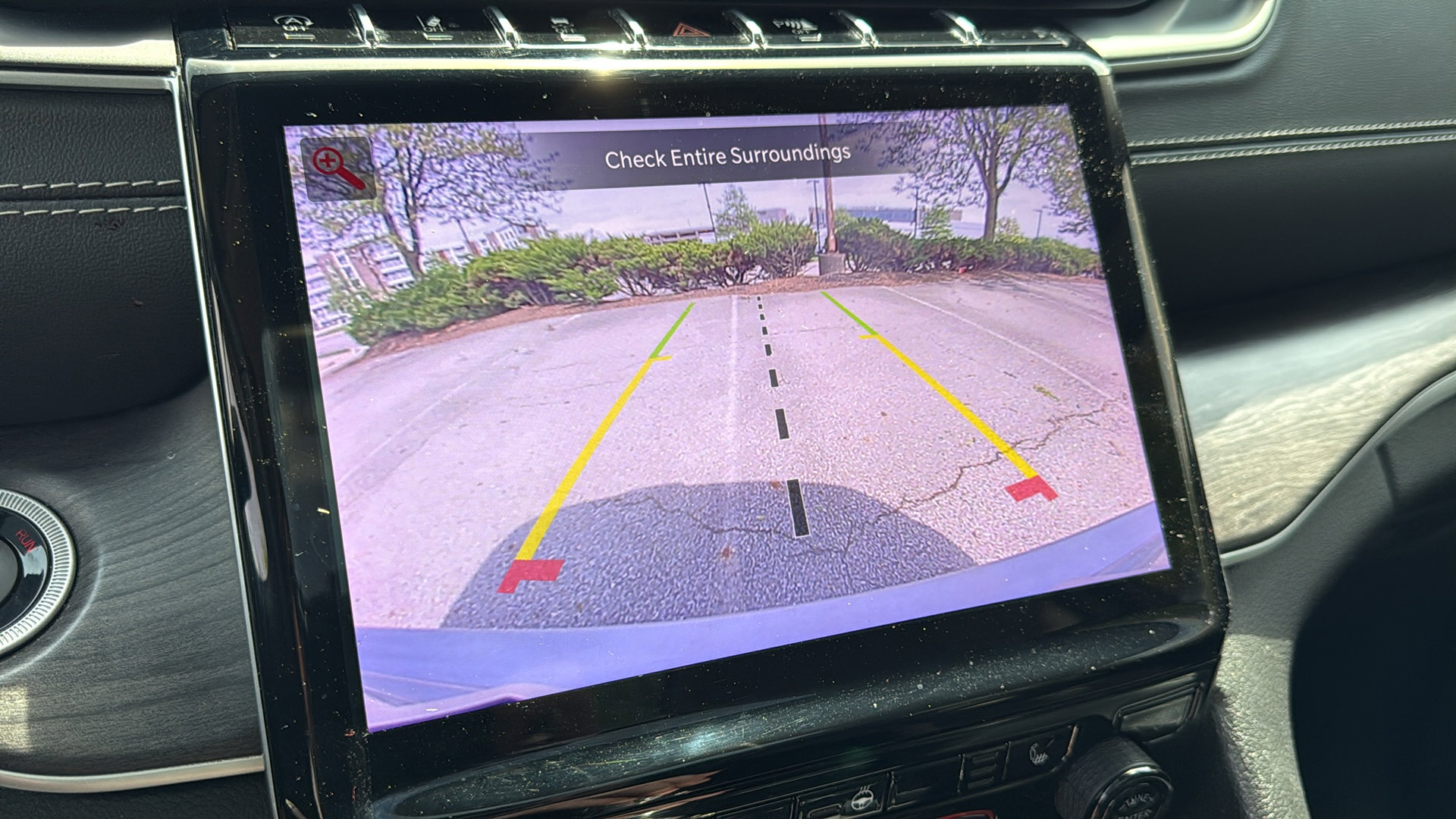 Used 2022 Jeep Grand Cherokee Limited AWD/4WD image 21