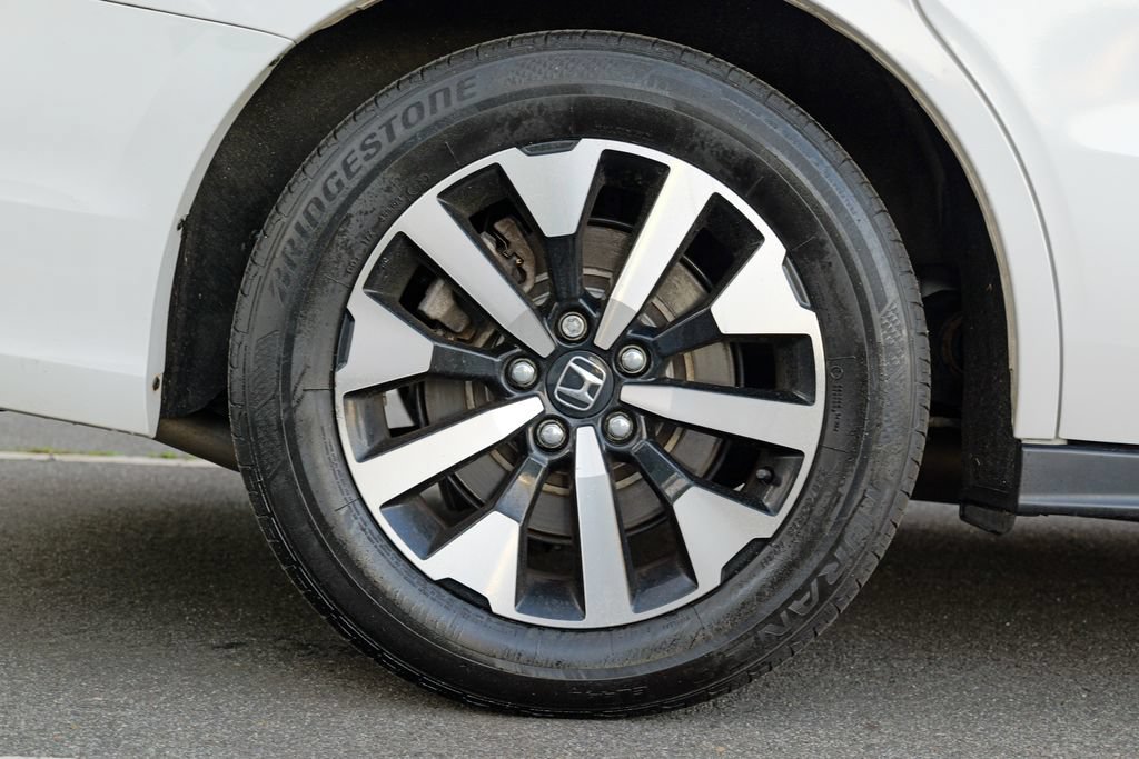 Used 2025 Honda Odyssey EX-L image 13