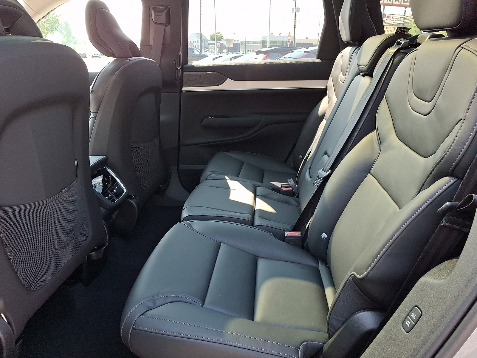 New 2026 Volvo EX90 Ultra AWD/4WD image 5