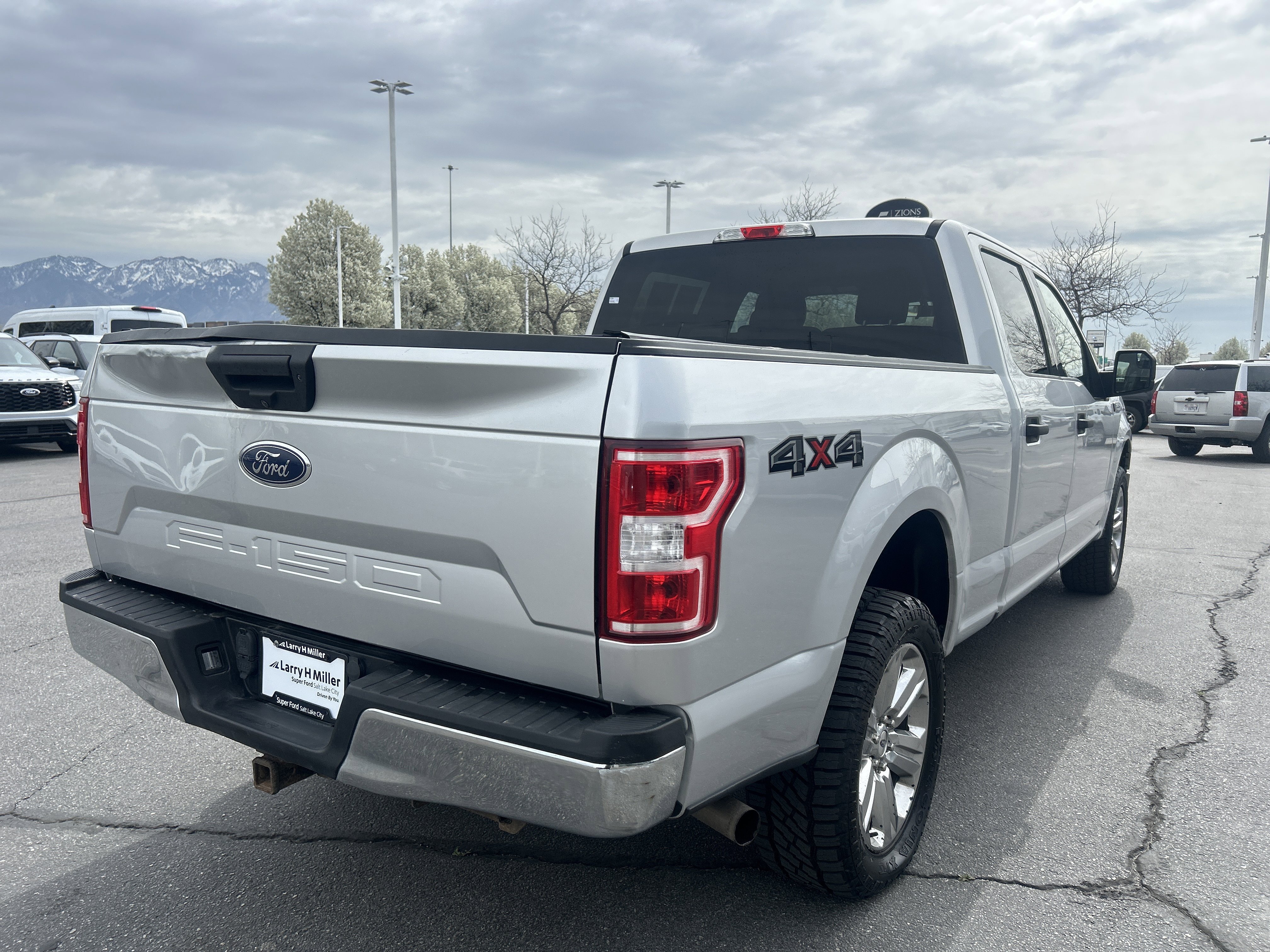 Used 2019 Ford F150 XLT w/ Trailer Tow Package image 5