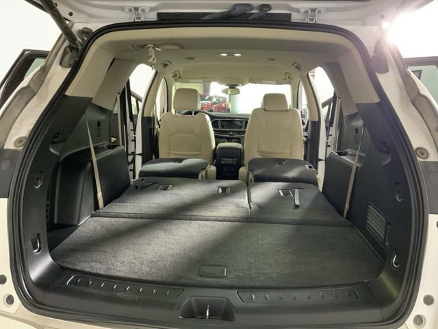 Used 2018 Buick Enclave Essence image 38