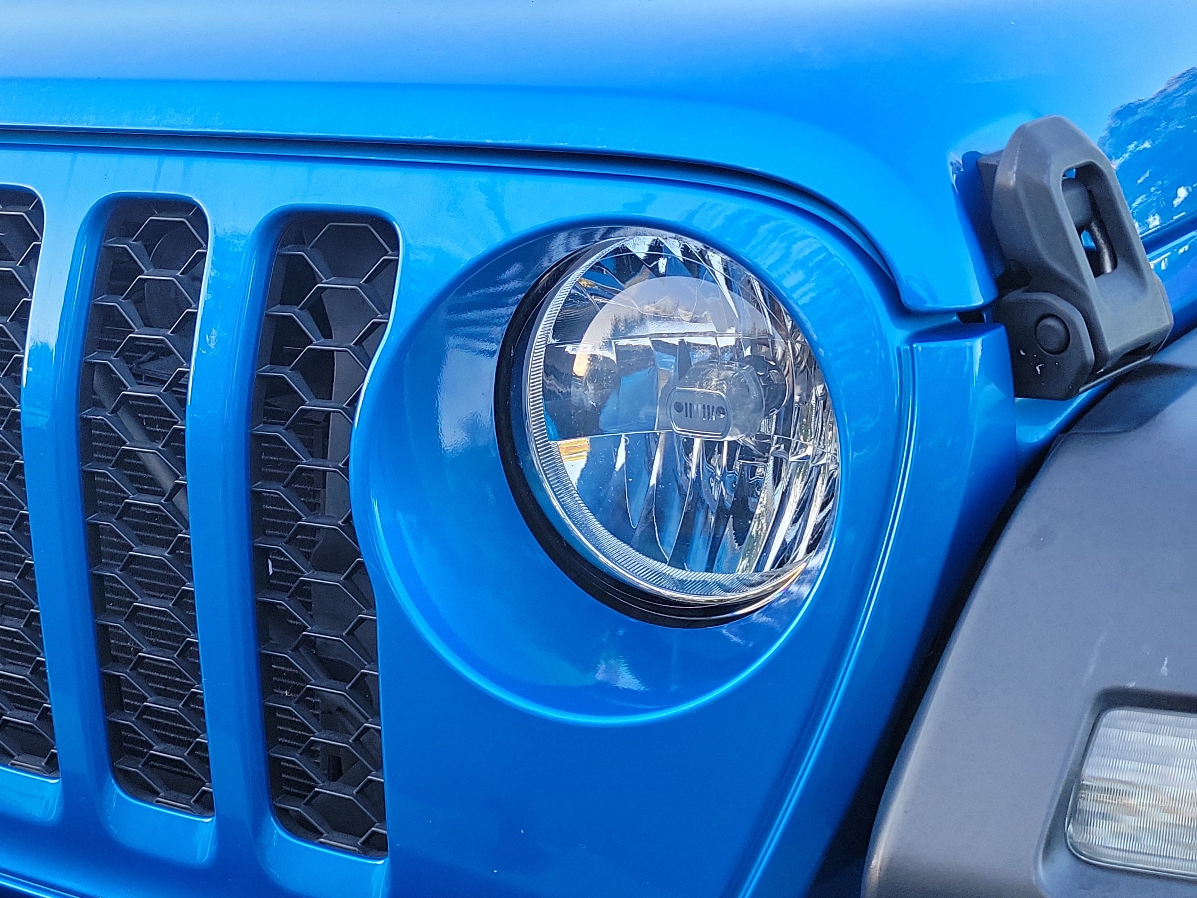 Used 2021 Jeep Gladiator Sport w/ Trailer Tow Package image 9