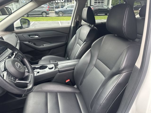 Used 2023 Nissan Rogue SV w/ SV Premium B Package AWD/4WD image 15