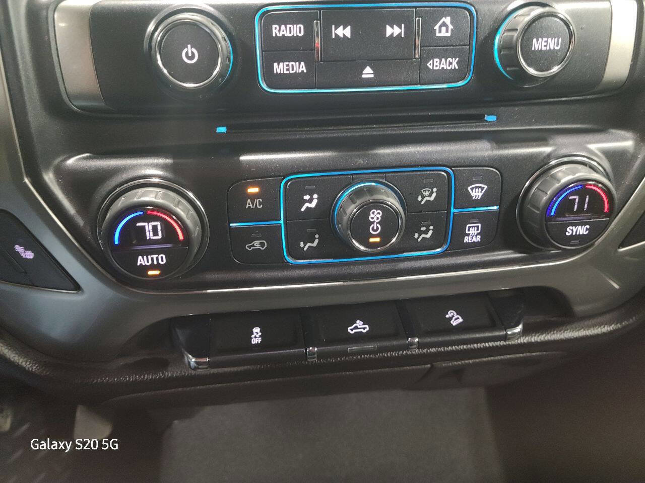 Used 2018 Chevrolet Silverado 1500 LT w/ All Star Edition image 32