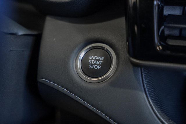 New 2025 Toyota Highlander XLE image 28