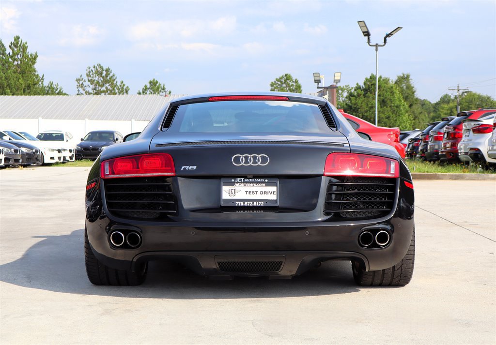 Used 2010 Audi R8 V8 AWD/4WD image 6