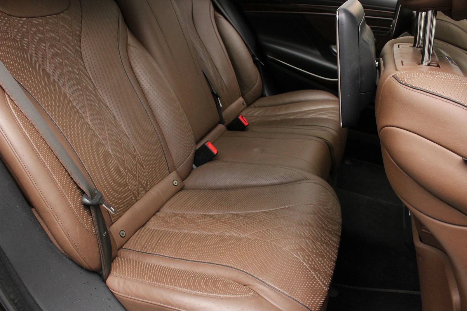 Used 2014 Mercedes-Benz S 550 Sedan image 26