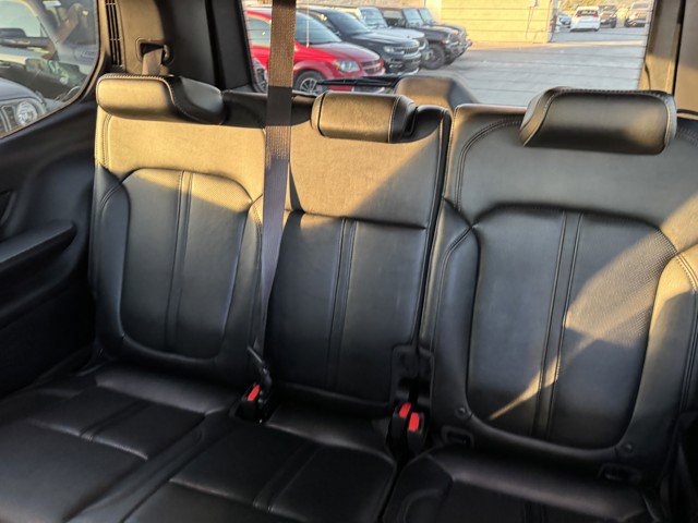 Certified 2024 Jeep Wagoneer Series II image 10