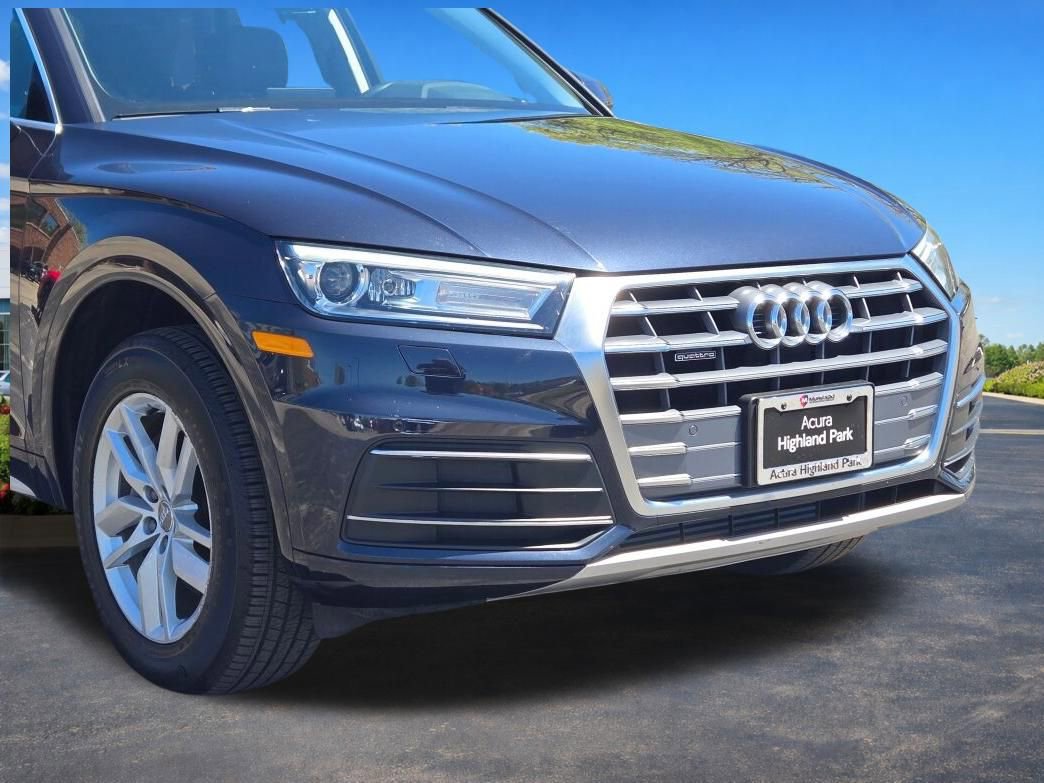 Used 2020 Audi Q5 2.0T Premium w/ Convenience Package AWD/4WD image 5