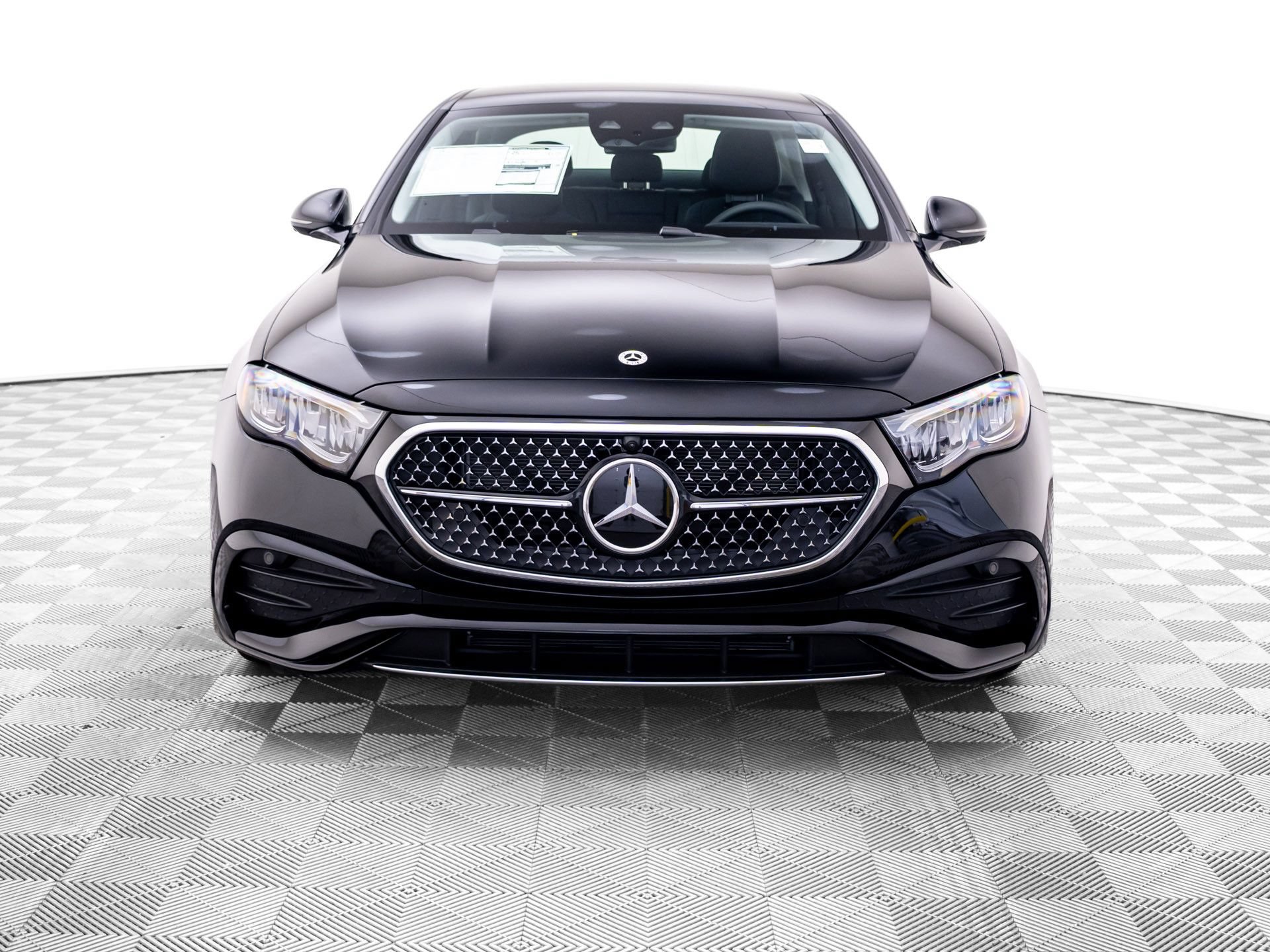 New 2027 Mercedes-Benz E 450 4MATIC Sedan image 9