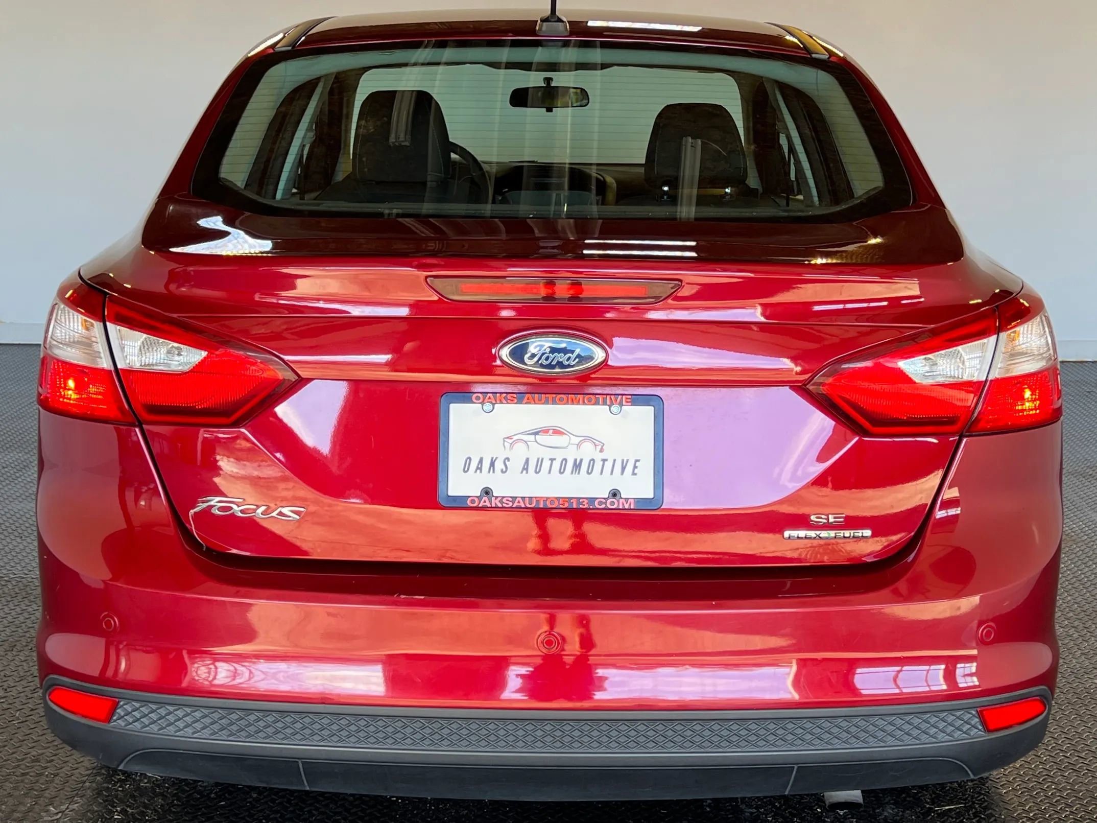 Used 2014 Ford Focus SE w/ SE Winter Package image 5