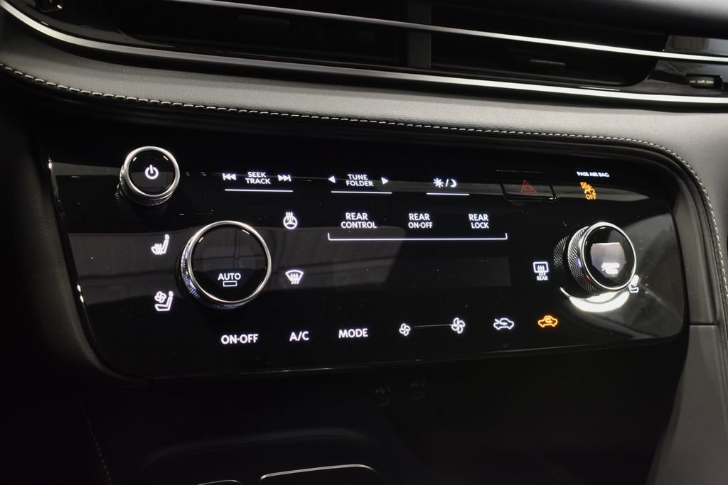 New 2026 INFINITI QX60 Sport w/ Dark Cargo Package image 25