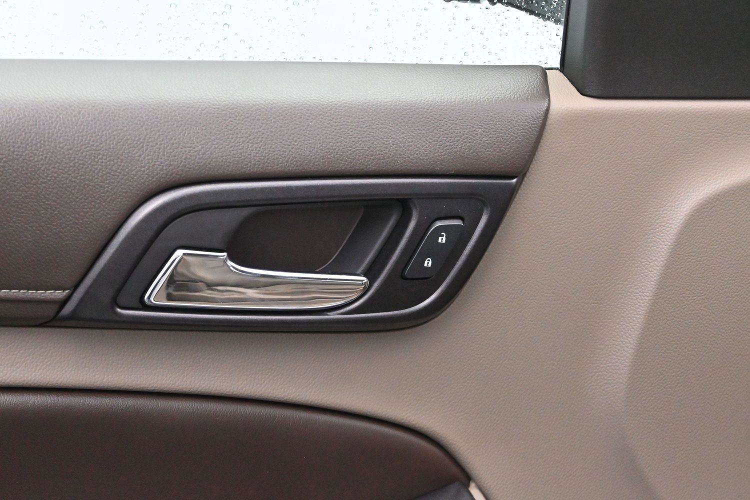 Used 2016 Chevrolet Suburban LTZ AWD/4WD image 13