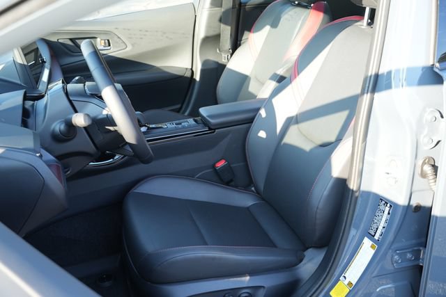 Used 2026 Toyota Prius Plug-In Hybrid FWD image 23