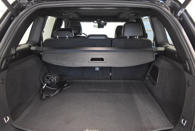 Used 2023 Jeep Grand Cherokee Summit w/ Advanced Protech Group IV AWD/4WD image 16