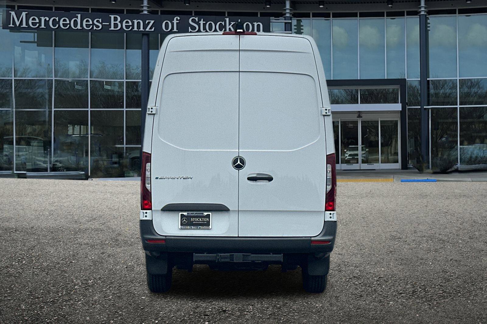New 2024 Mercedes-Benz eSprinter 170 Cargo image 5