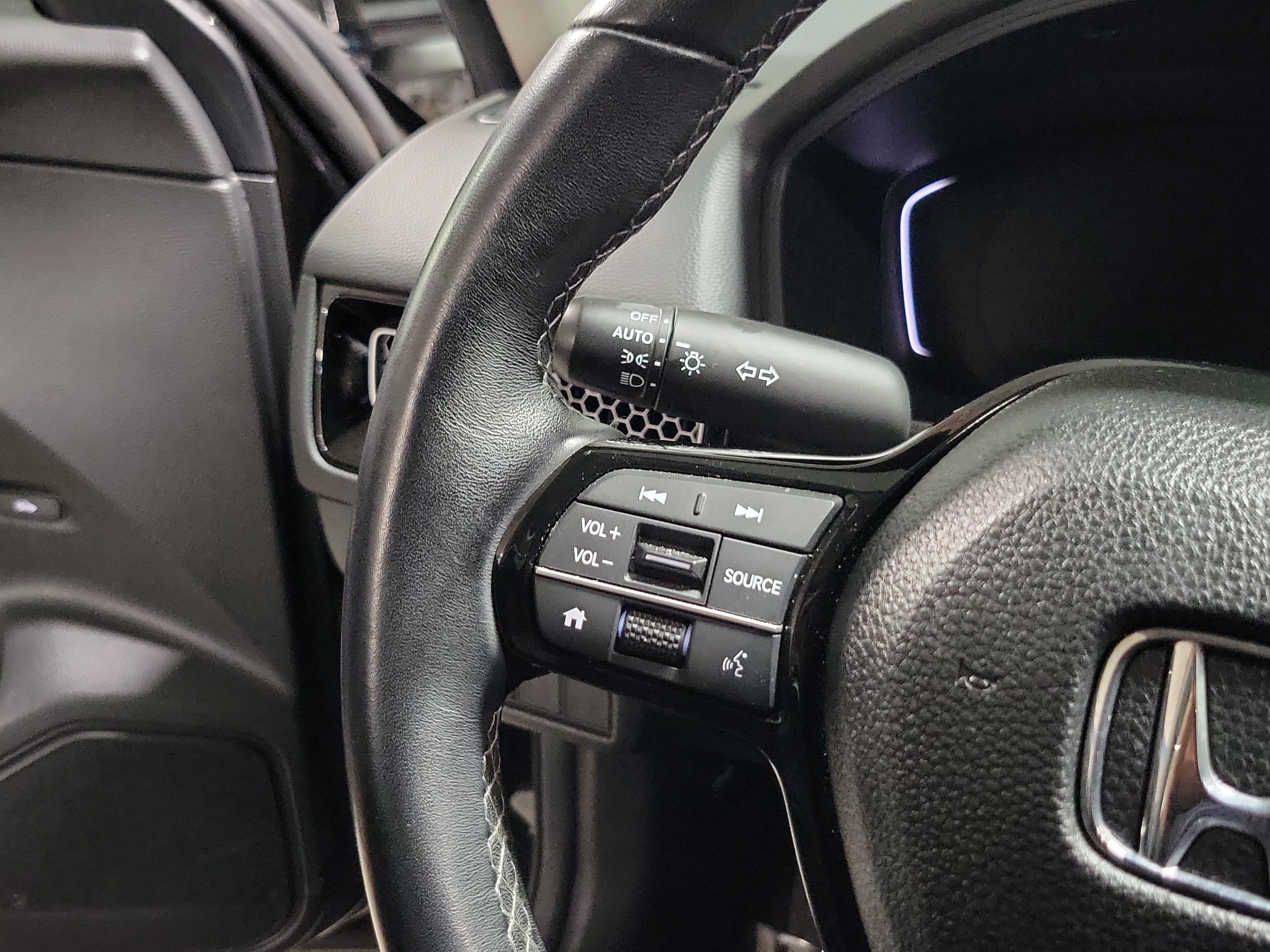 Used 2024 Honda Civic EX image 25