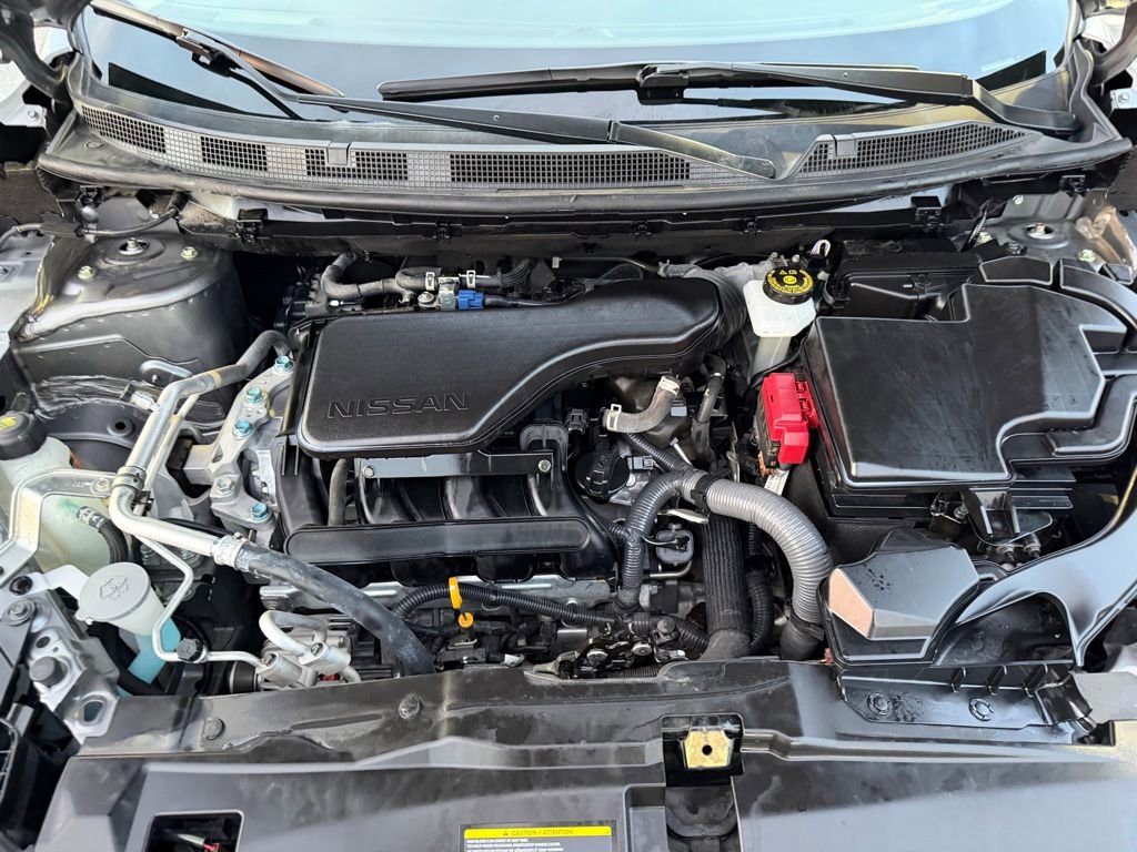 Used 2022 Nissan Rogue Sport SV image 41